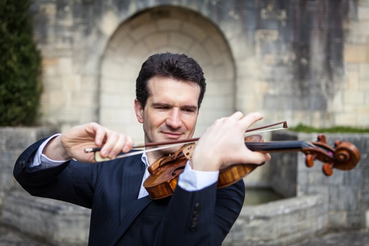 Светлин Русев цигулка